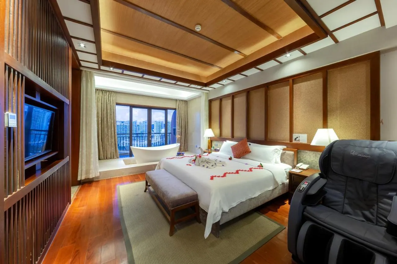 Grand Metro Park Bay Hotel Санья