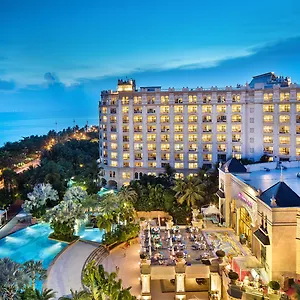 Crowne Plaza Bay By Ihg Курортный комплекс